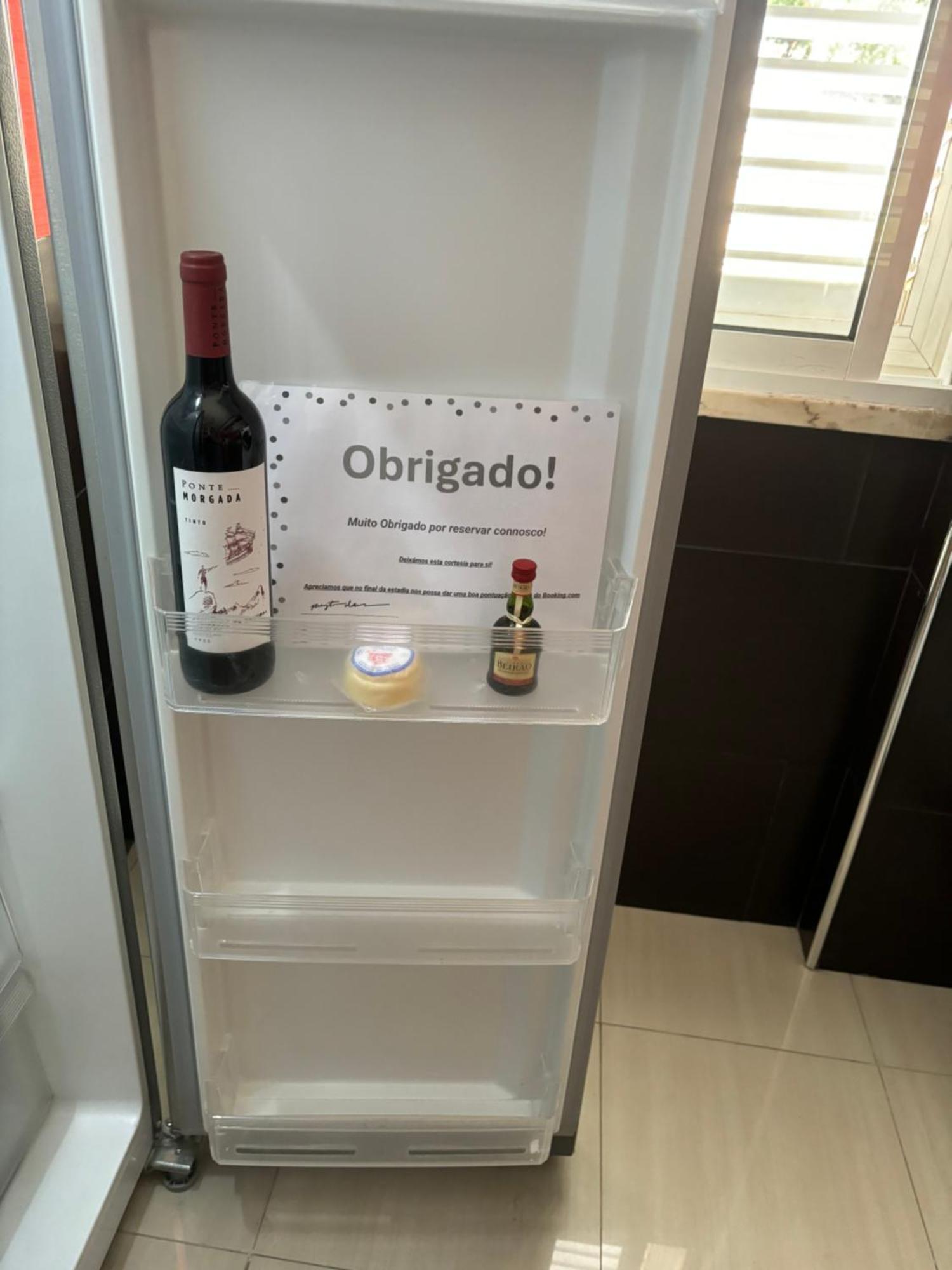Apartamento Remodelado No Seixal Сейшал Екстериор снимка